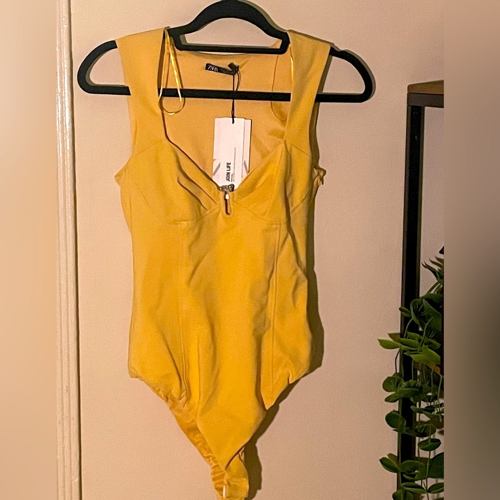 Yellow Zara bodysuit